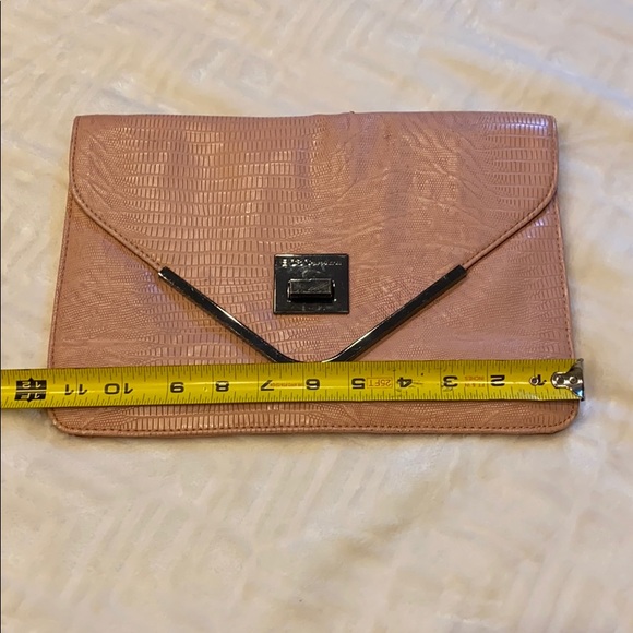 BCBGeneration pink envelope clutch - Picture 8 of 9